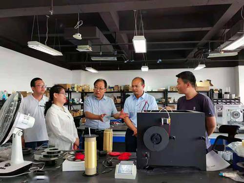 渭南市科技局深入3D打印科技企業(yè)孵化器，精準指導高新技術企業(yè)申報